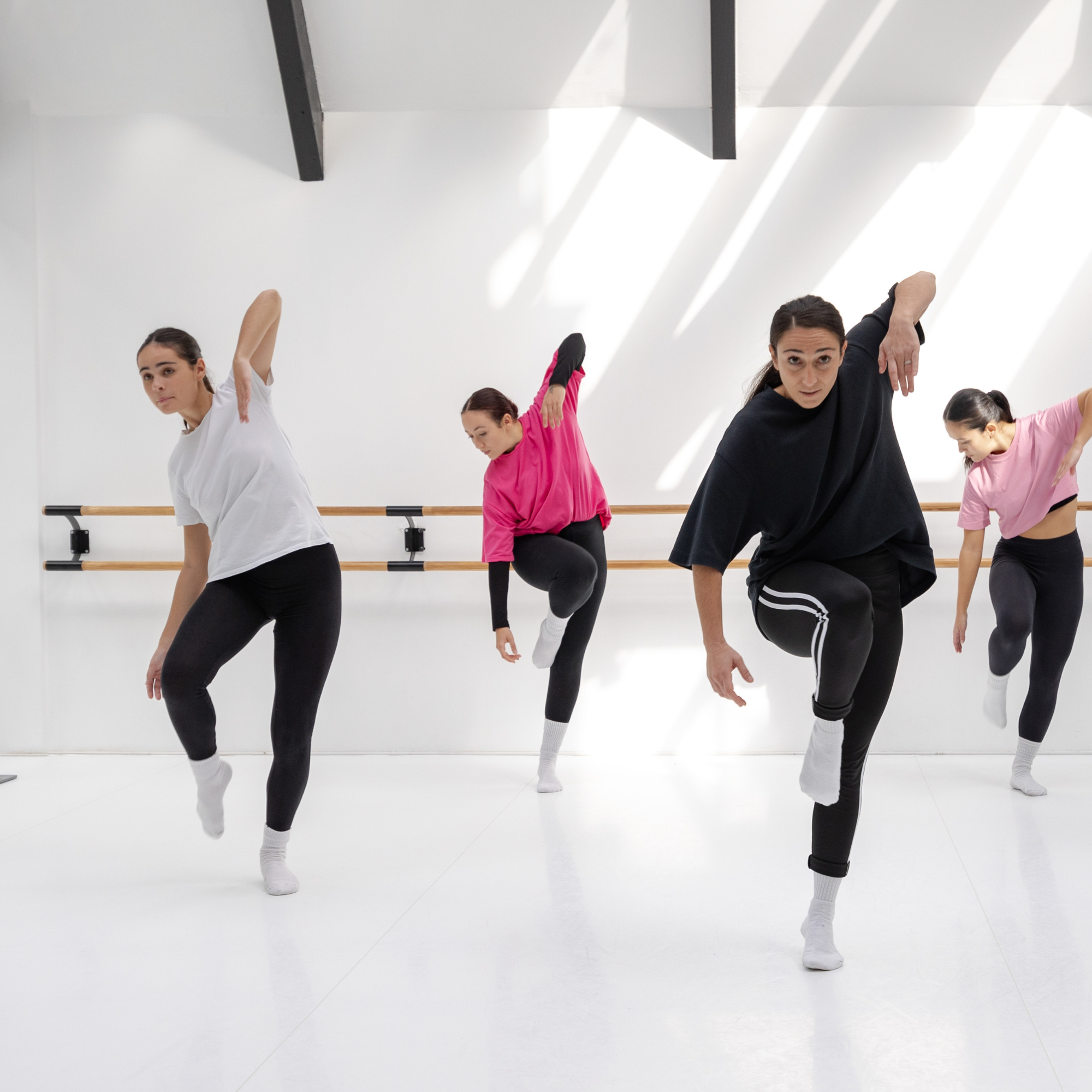 Stars of Tomor­row Dance Academy photo 1